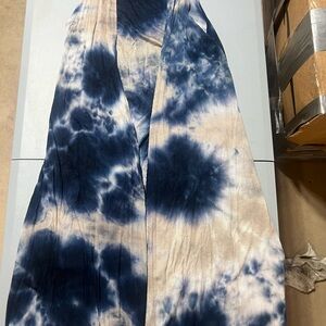 Blue and Cream Tie-Dye Long Vest